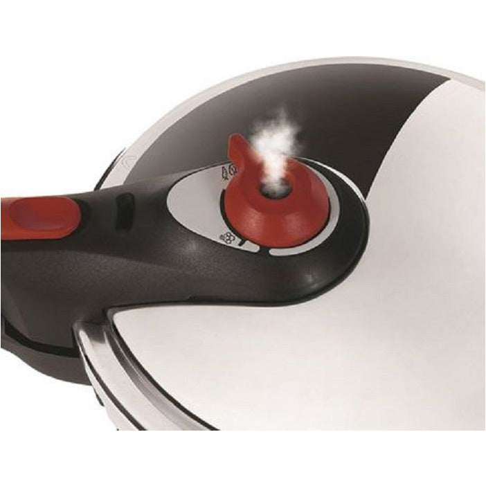 T-fal P2614632 6-QT Pressure Cooker (Secure Aluminum) BLEMISHED PACKAGING - OPEN BOX